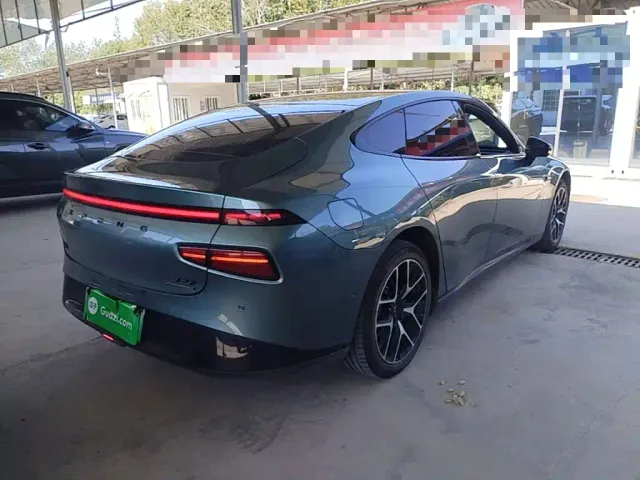 Xpeng P7 — Фото автомобиля 6