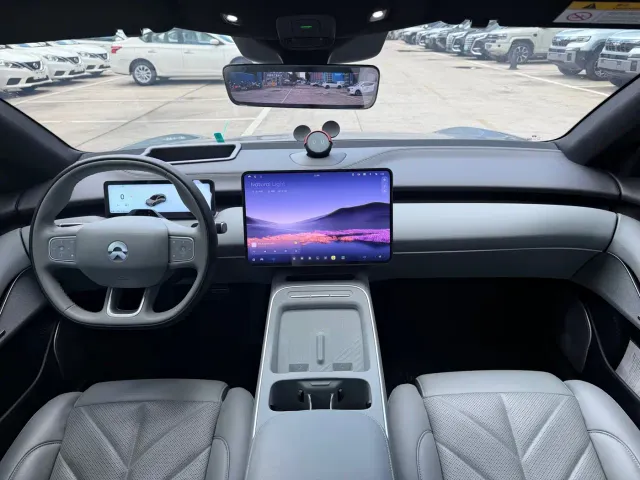 Nio ET5 Touring — Фото автомобиля 8
