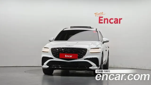Genesis GV70 — Фото автомобиля 3