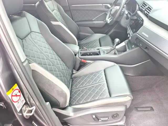 Audi Q3 — Фото автомобиля 11