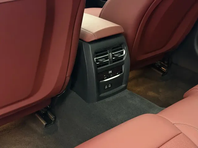 BMW 3 Series — Фото автомобиля 14