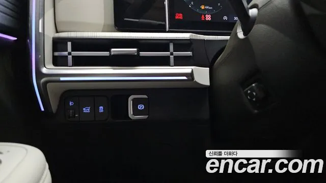 Hyundai Santafe Santa Fe (MX5) Бензин 2.5T 4WD — Фото автомобиля 15
