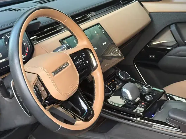 Land Rover Range Rover Sport — Фото автомобиля 9
