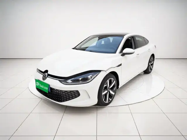 Фотография автомобиля — Volkswagen Lamando