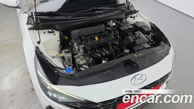 Hyundai AVANTE Avante (CN7) — Фото автомобиля 5