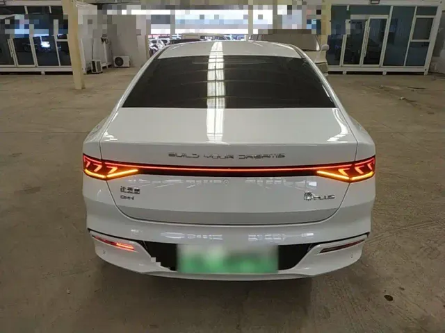 BYD Qin PLUS — Фото автомобиля 3