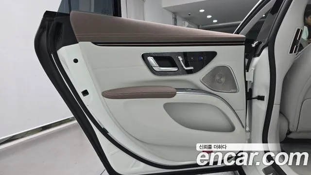 Mercedes-Benz EQS V297 — Фото автомобиля 14