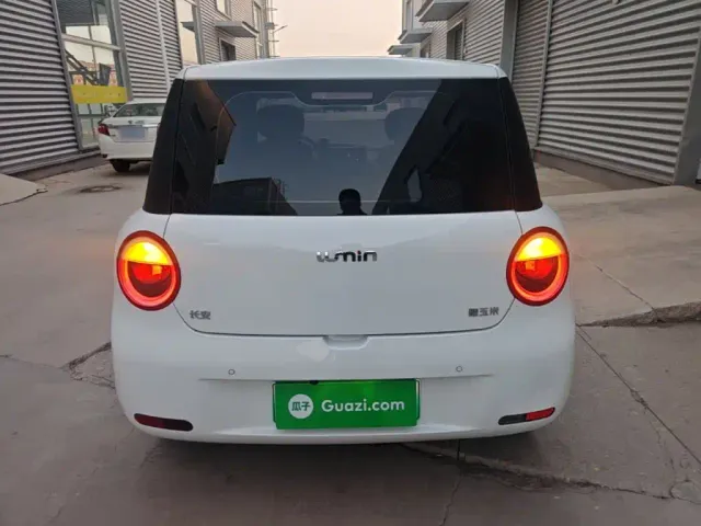 Changan Lumin — Фото автомобиля 5