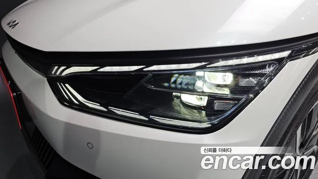 Kia EV6 — Фото автомобиля 16