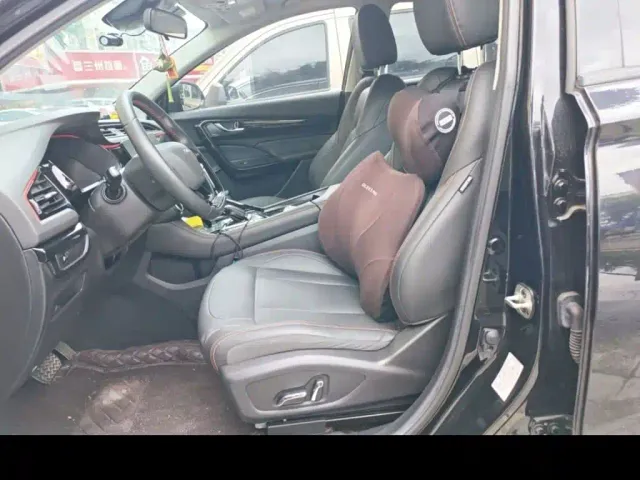 Dongfeng Fengshen AX7 — Фото автомобиля 12