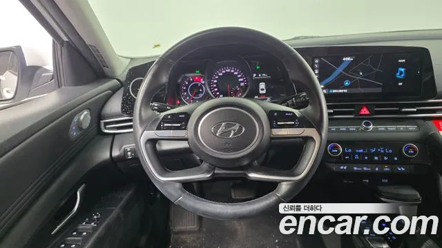 Hyundai Avante CN7 — Фото автомобиля 13