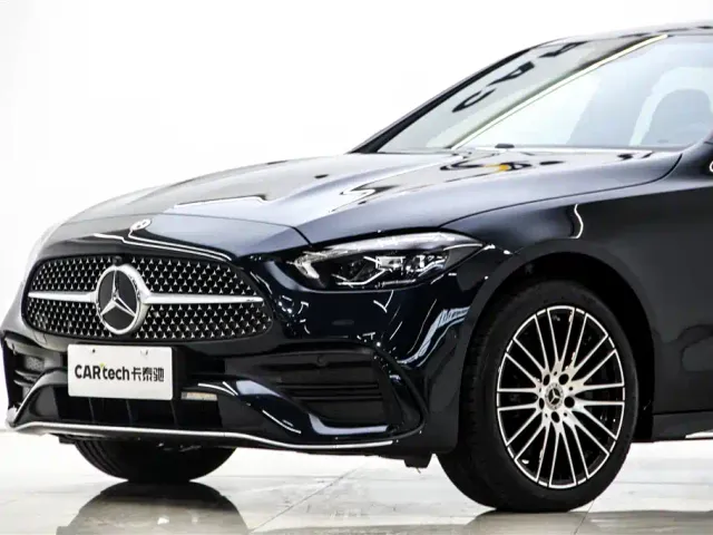 Mercedes-Benz C-Class — Фото автомобиля 8