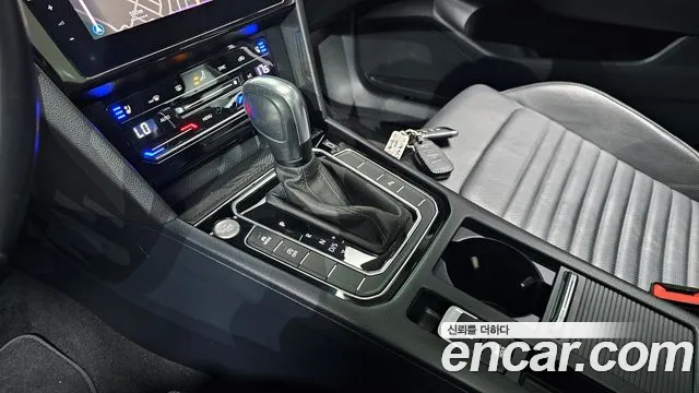 Volkswagen Passat — Фото автомобиля 9