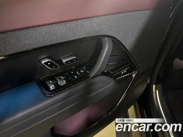 Land Rover Range Rover Sport — Фото автомобиля 10