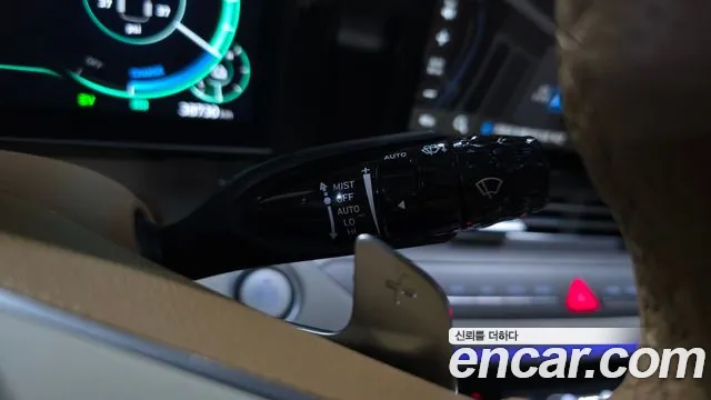 Hyundai Grandeur (New) Hybrid — Фото автомобиля 30