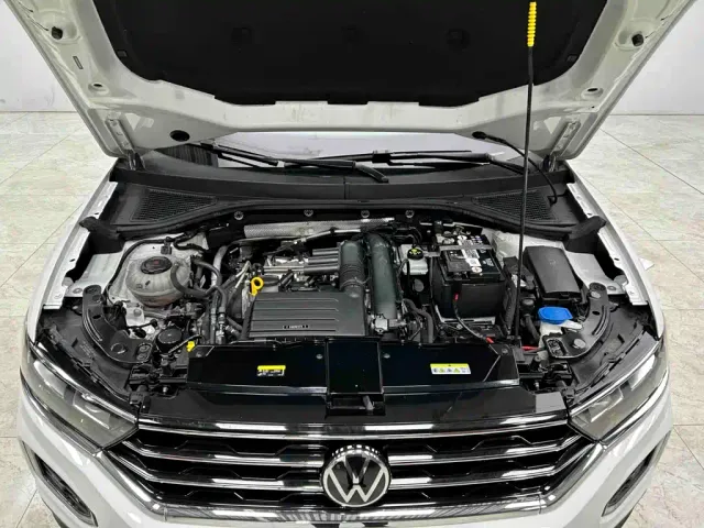 Volkswagen T-Roc — Фото автомобиля 26