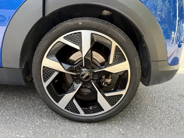 MINI Hatch — Фото автомобиля 21