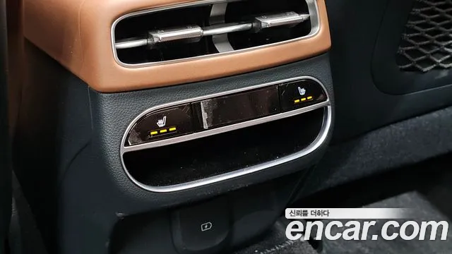 Genesis GV70 2.5T Бензин AWD — Фото автомобиля 17