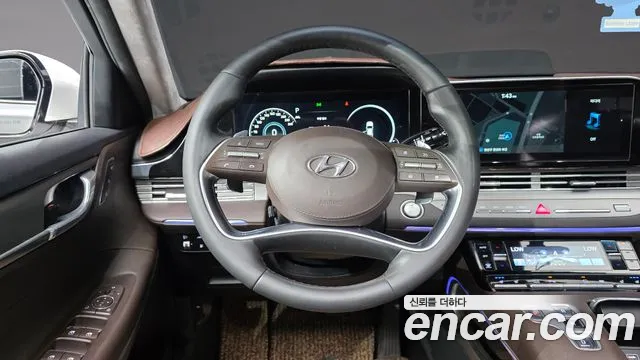 Hyundai Grandeur Grandeur (New) — Фото автомобиля 20
