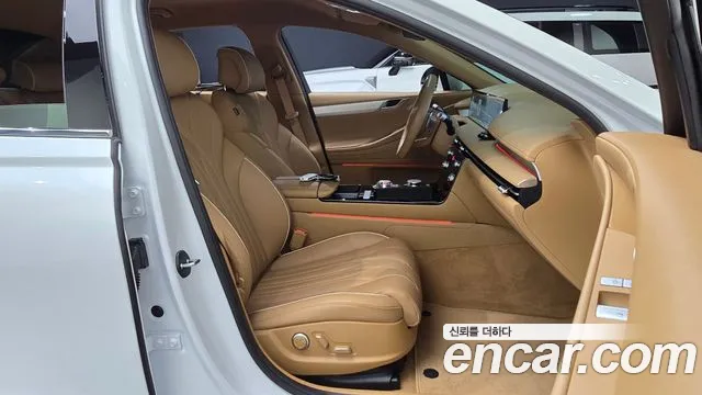 Genesis G80 Бензин 2.5 турбо 2WD — Фото автомобиля 26