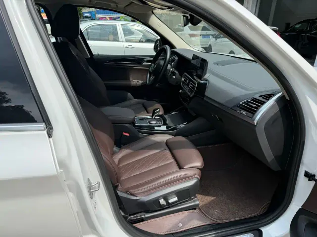 BMW X3 — Фото автомобиля 10