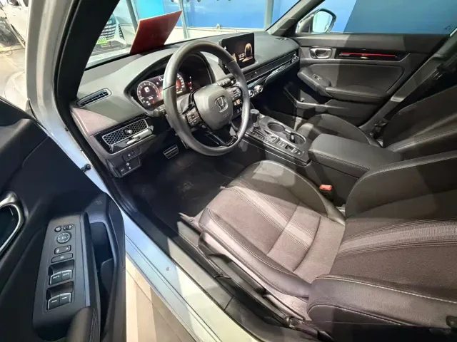 Honda Civic — Фото автомобиля 4