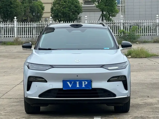 Leapmotor C11 — Фото автомобиля 2