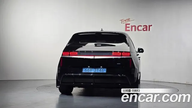 Hyundai Ioniq 5 — Фото автомобиля 4