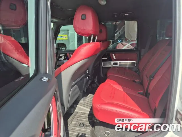 Mercedes-Benz G-Class — Фото автомобиля 16