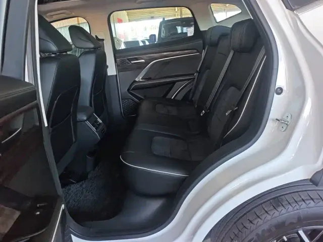 Haval H6 — Фото автомобиля 16