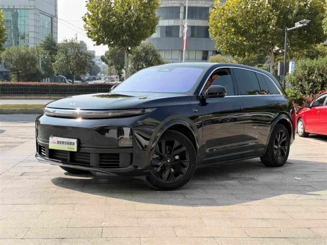 Фотография автомобиля — Li Auto L7