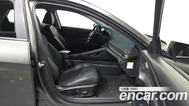 Hyundai Avante CN7 — Фото автомобиля 17