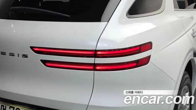 Genesis GV70 2.5T Бензин 2WD — Фото автомобиля 23