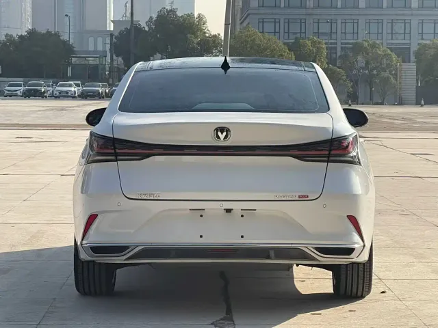 Changan Raeton Plus — Фото автомобиля 6