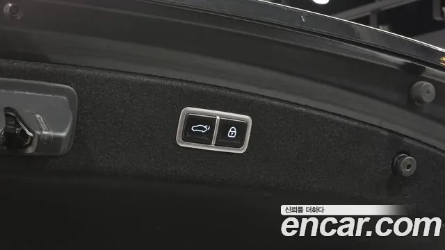 Genesis G80 Бензин 2.5 турбо AWD — Фото автомобиля 15