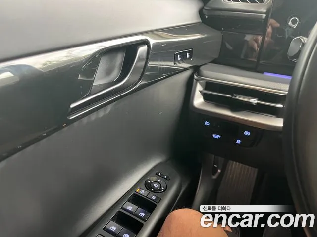 Hyundai Grandeur GN7 — Фото автомобиля 10