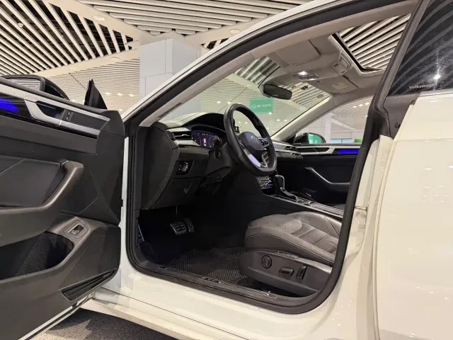 Volkswagen CC — Фото автомобиля 8