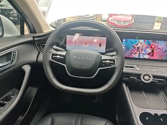 Roewe D7 — Фото автомобиля 10