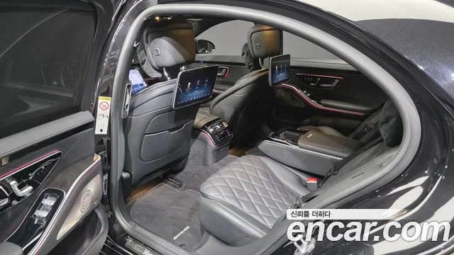 Mercedes-Benz S-Class — Фото автомобиля 25