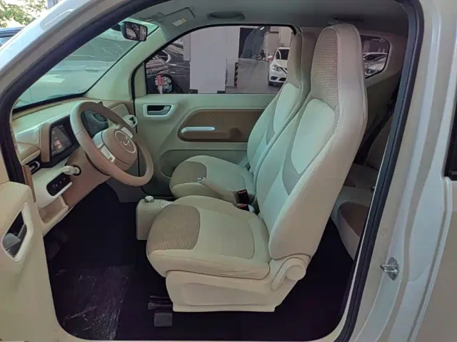 Wuling Hongguang Mini EV — Фото автомобиля 14