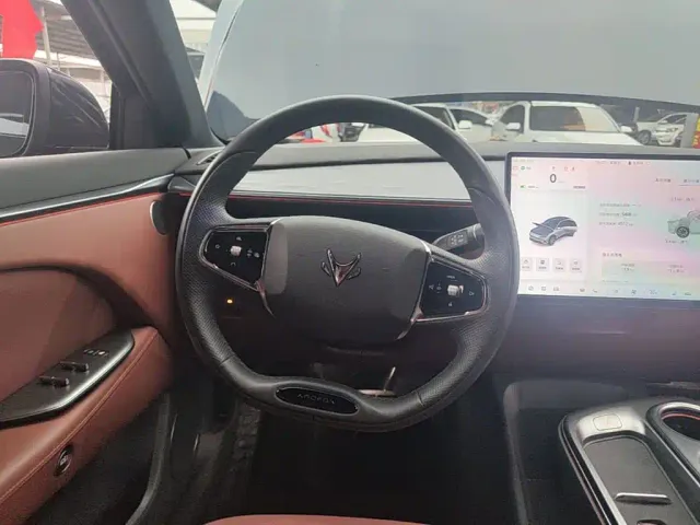 Arcfox Alpha T5 — Фото автомобиля 10