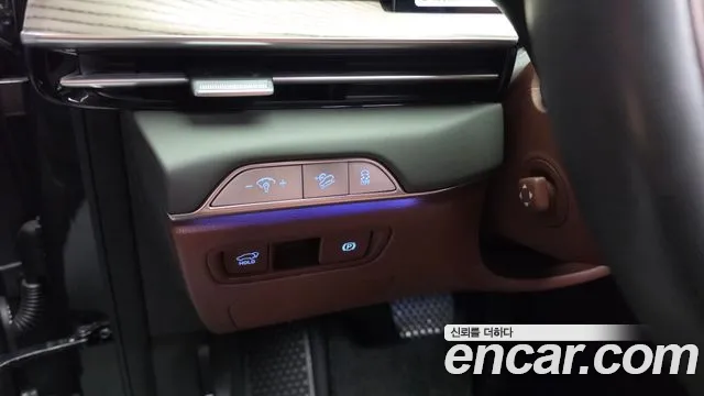 Genesis GV80 — Фото автомобиля 30