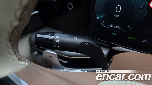 Hyundai Grandeur GN7 — Фото автомобиля 28