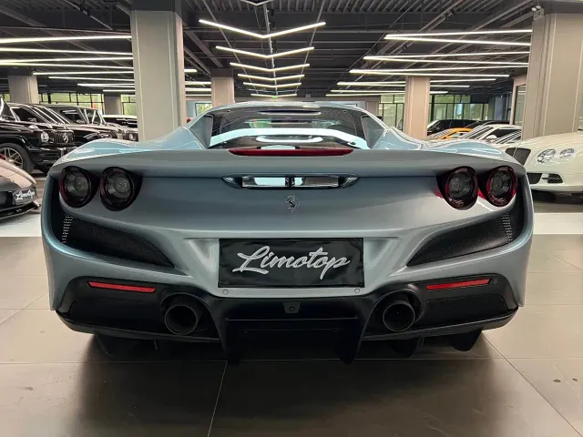 Ferrari F8 — Фото автомобиля 6