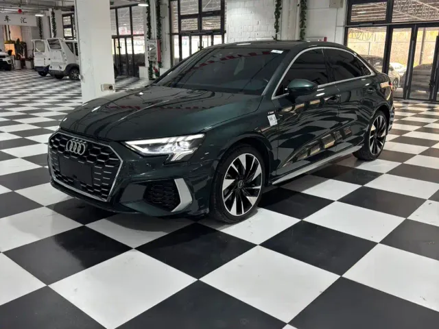 Фотография автомобиля — Audi A3