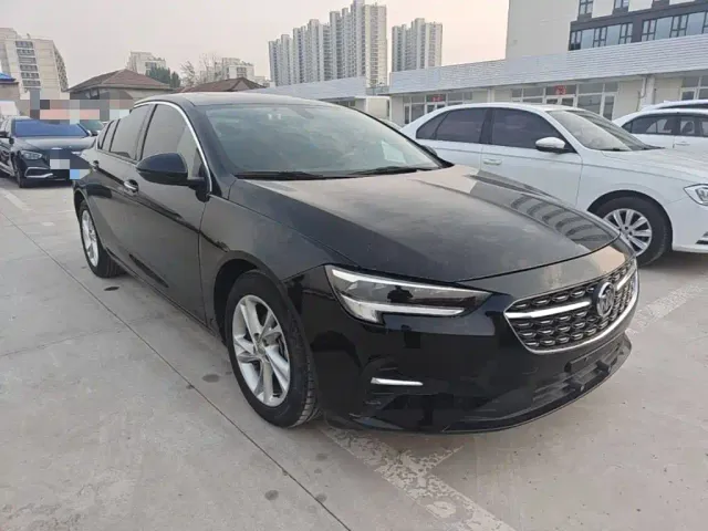 Buick Regal — Фото автомобиля 21