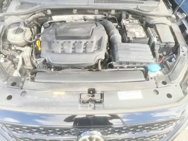 Volkswagen Passat — Фото автомобиля 9