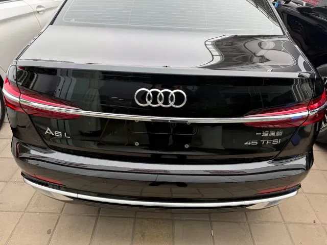 Audi A6L — Фото автомобиля 5