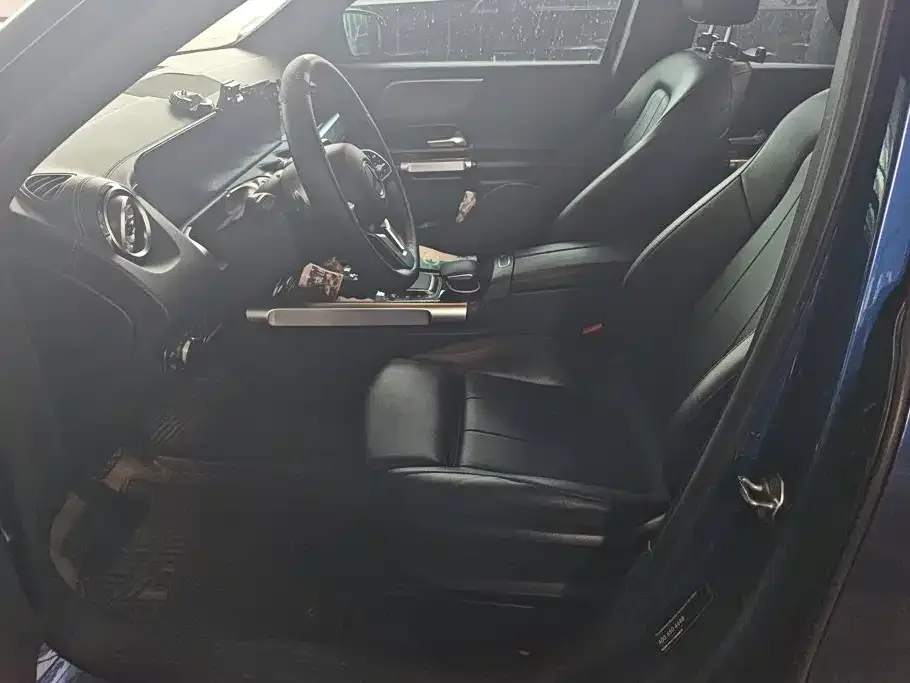 Mercedes-Benz Mercedes-Benz GLB 2023 GLB 220 Dynamic — Фото автомобиля 9