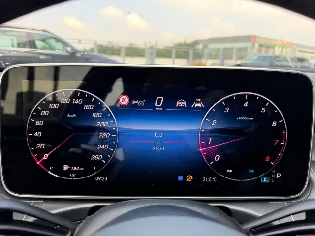 Mercedes-Benz C-Class — Фото автомобиля 6